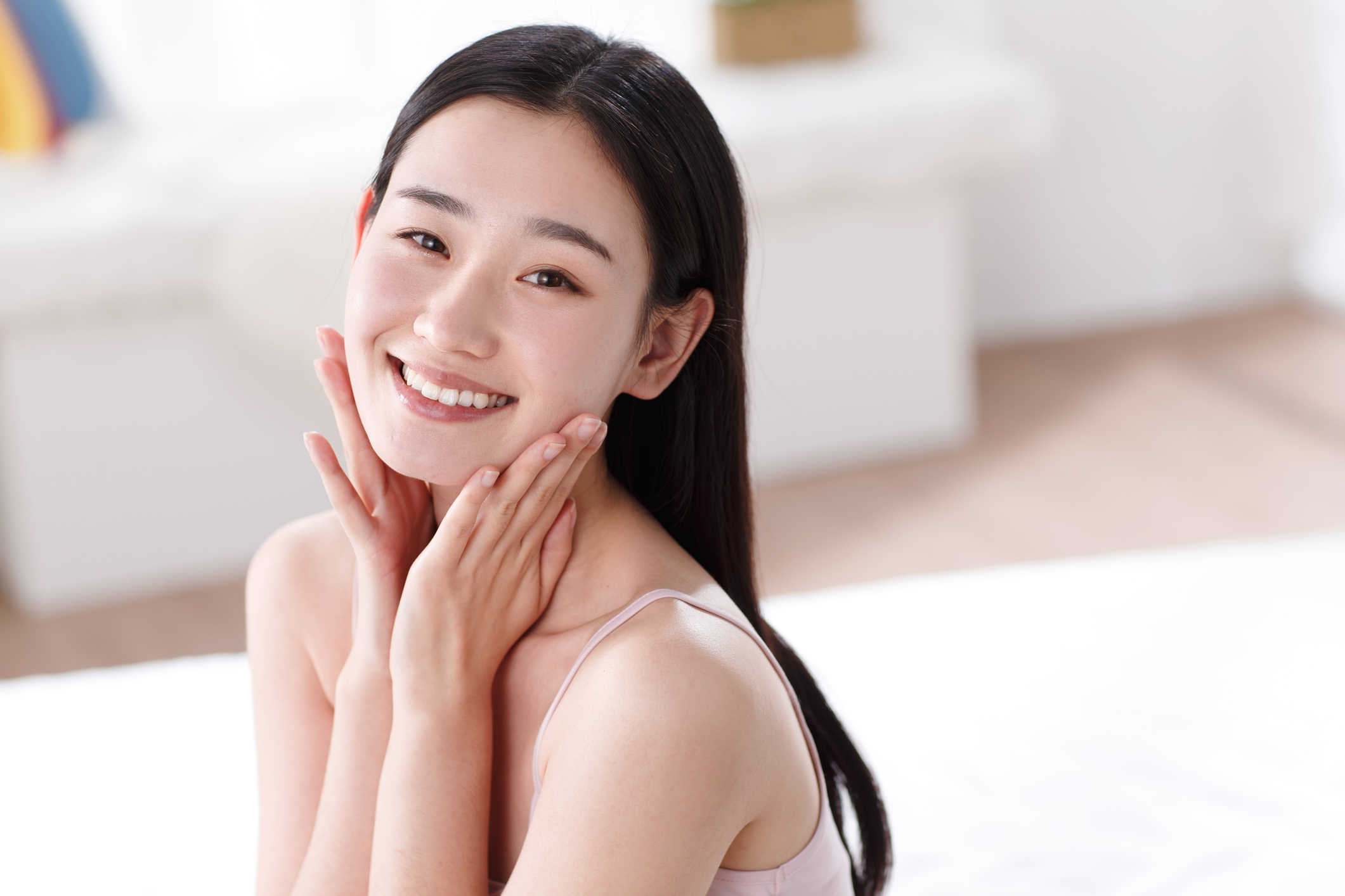提升肌膚防禦力為大前提 要避免以上種種敏感情況發生，說到尾最徹底有效的方法就是要提升肌膚防禦力，作保護肌膚的首要條件，當肌膚健康，防禦力高就能好好保護肌膚對抗外來的侵害，Graci 建議你使用……